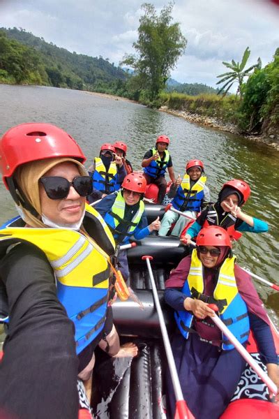 Menjajal Adrenalin Di Sungai Lokop Aceh Timur Halaman