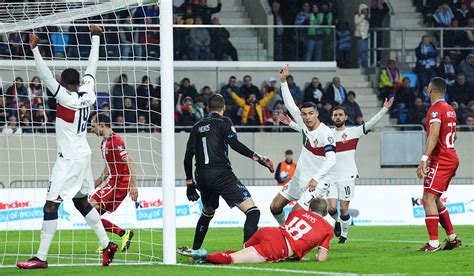 Cristiano Ronaldo shows off new celebration after netting 121st ...