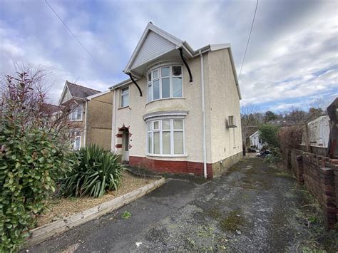 3 Bed Detached House For Sale In Capel Road Clydach Swansea City And County Of Swansea Sa6