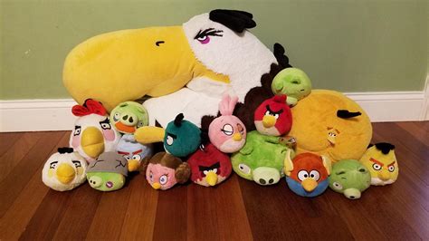 Angry Birds Plush Collection Featuring Rare 30 Mighty Eagle No