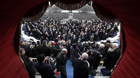 Obama takes one last look at inauguration crowd at U.S. Capitol [VIDEO ...