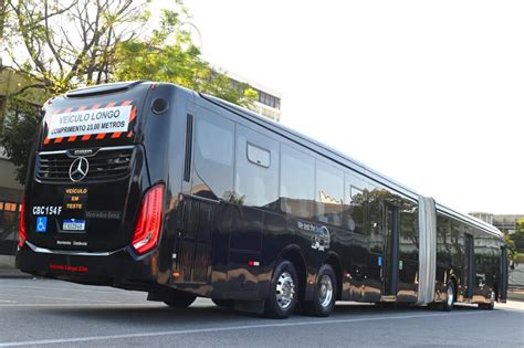 Mercedes Benz O 500 A Revolução em Mobilidade Urbana Tecnologia