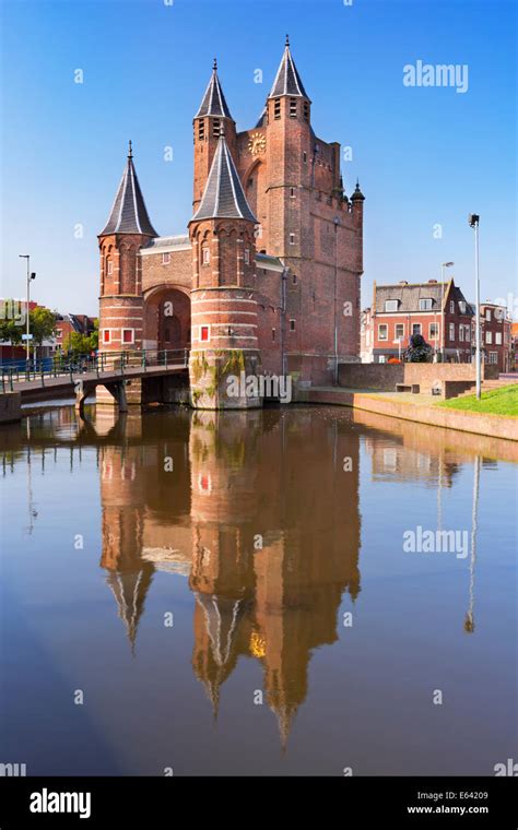 Holland Landscape Hi Res Stock Photography And Images Alamy