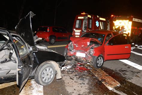 Quatro Pessoas Ficam Feridas Em Acidente Na Raposo Tavares Sorocaba E