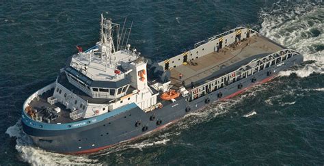 Navire De Service Offshore Remorqueur Manoeuvreur D Ancres Aht B