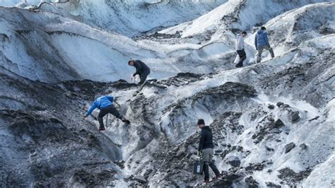 Searchers Race Against a Melting Glacier in Alaska to Find Remains in ...