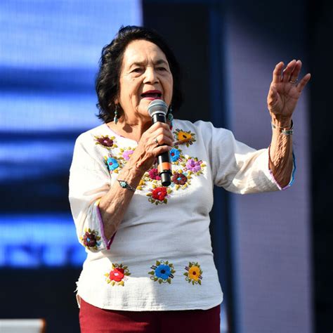 Dolores Huerta Latinx Activist Arrested In Fair Wage Protest Foto 1