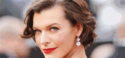 Milla Jovovich Incinta Rimandato Il Nuovo Resident Evil La Stampa