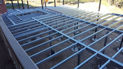 Steel Bearer And Joist Deck Roof Framing Deck Deck Garden