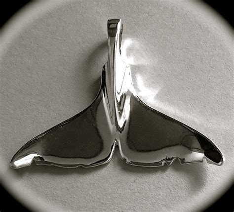 Keiko Free Willy” Killer Whale Orca Tail Silver Or Gold Custom