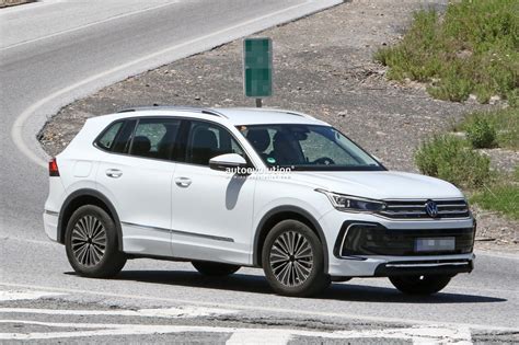 New Vw Tiguan Spied With Plug In Hybrid Power In Left And Right Hand