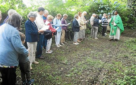 Chapelle Sainte Jeanne Belle affluence au pardon Le Télégramme