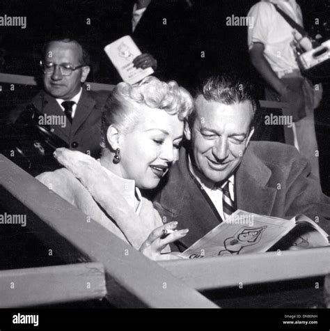 Harry James Betty Grable Hi Res Stock Photography And Images Alamy