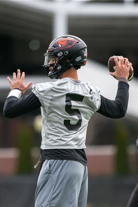 Oregon State football spring practice opens with high-profile competition at quarterback ...