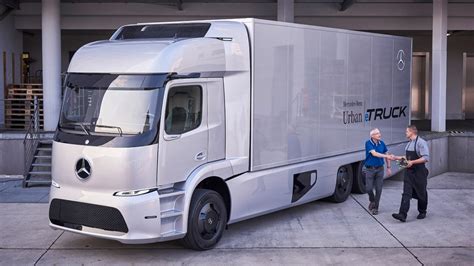 Mercedes Urban Etruck Elektro Lkw Geht In Kleinserie