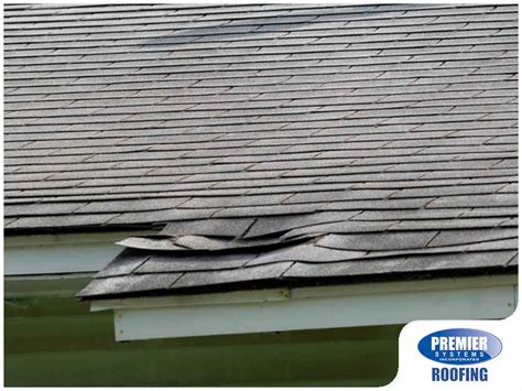 What You Need To Know About Asphalt Shingle Rippling