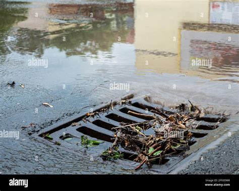 Water Flooding Manhole Hi Res Stock Photography And Images Alamy