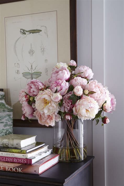 Places For Florals In Your Home Blindsgalore Blog