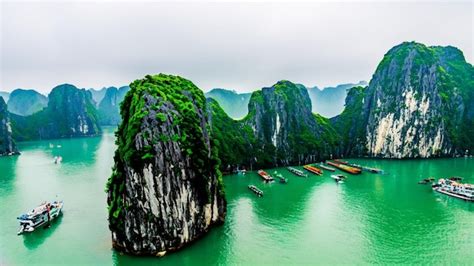 Premium Ai Image Beautiful Halong Bay Vietnam With A Scenic View