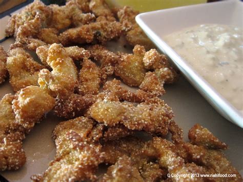 Fried Clams | RiehlFood.com