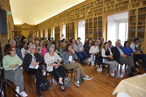 Escritor LuÍs Carmelo Homenageado Na Feira Do Livro De Évora Portal