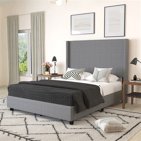 Merrick Lane Modern Queen Size Platform Bed Frame with Padded Faux