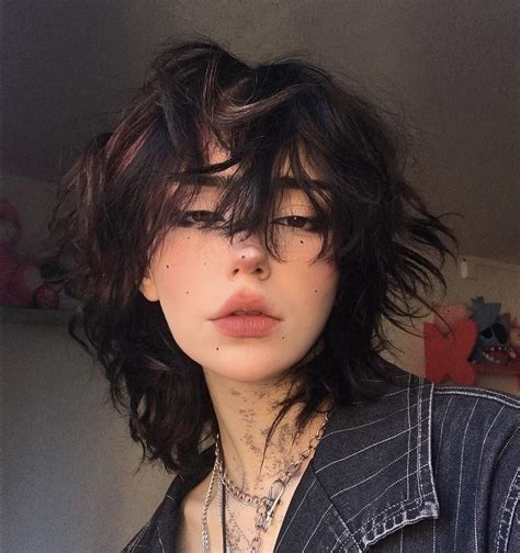 Ig Yuprntae In 2022 Short Grunge Hair Hair Styles Shot Hair Styles