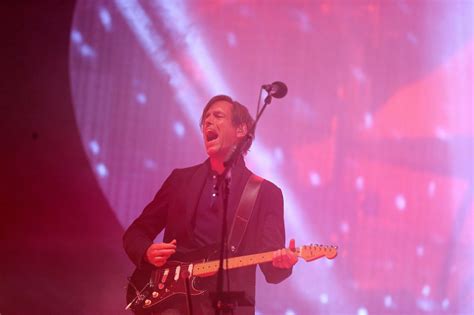 COMMENTARY: Radiohead’s Ed O’Brien talks to Alan Cross about finding inner lead singer for solo ...