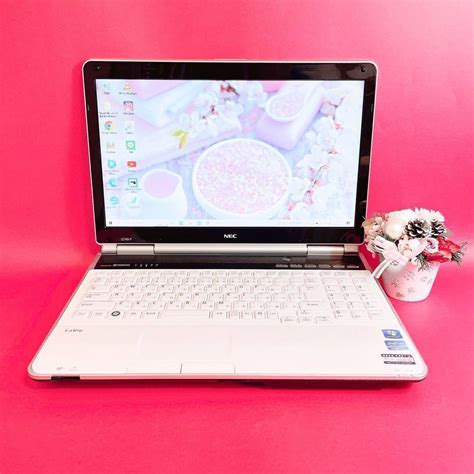 ぱぷわ君様専用 高性能core I7＆メモリ8gb 大容量‼️白 ノートパソコン 【逸品】