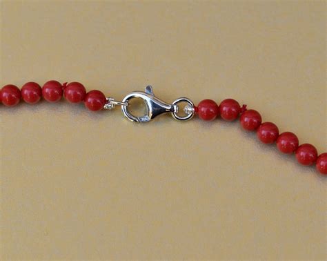 Collana Con Sfere Di Pasta Di Corallo Rosso Madreperla E Agata Azzurra