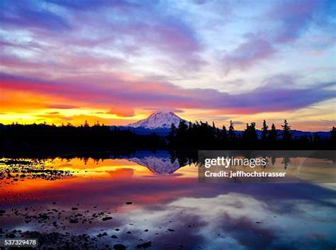 Sunrise Mount Rainier Photos and Premium High Res Pictures - Getty Images