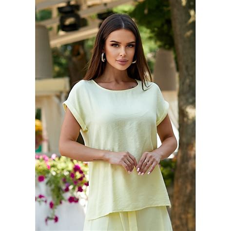 Футболки - Купить модную женскую футболку по хорошей цене | Діловий ...