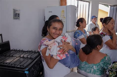 Protege Ileana Canul De Dzul Del Fr O A Abuelitos De Tulum Quadratin