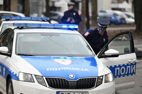 U Toku Velika Policijska Akcija Pretresi U Isto Nom Sarajevu I