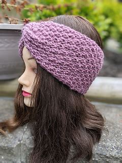 Ravelry Mulberry Ear Warmer Pattern By Annanitato Lolo