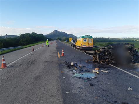 Acidente Entre Carro E ônibus Deixa Mortos E Feridos Na Br 101 Super