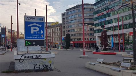 Parken in Tiefgarage Mariahilfer Straße Wien APCOA APCOA