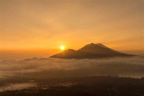 Mount Batur Sunrise Trekking And Natural Hot Spring In Kuta Bali