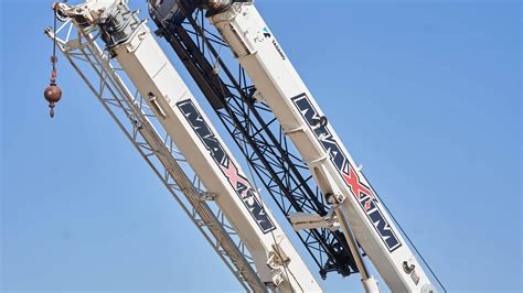 Crane Rentalyour Top Questions Answered Maxim Crane