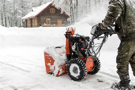 Best Gas Snow Blowers 2021 | Best Blowers to Clear Snow that Come into ...