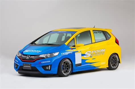 Honda Shows 9 Modified 2015 Fit Hatchbacks At Sema