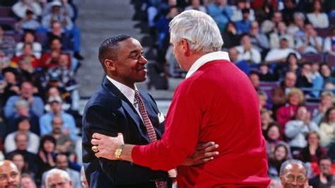 Bob Knight Indianas Combustible Coaching Giant Dies At Age 83