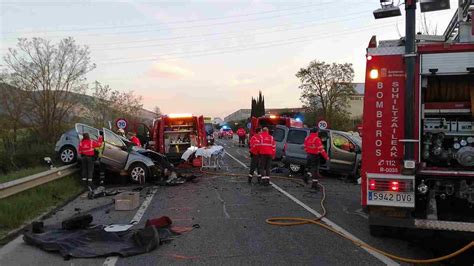 Dos Personas Resultan Heridas Graves Tras Colisionar Frontalmente Dos