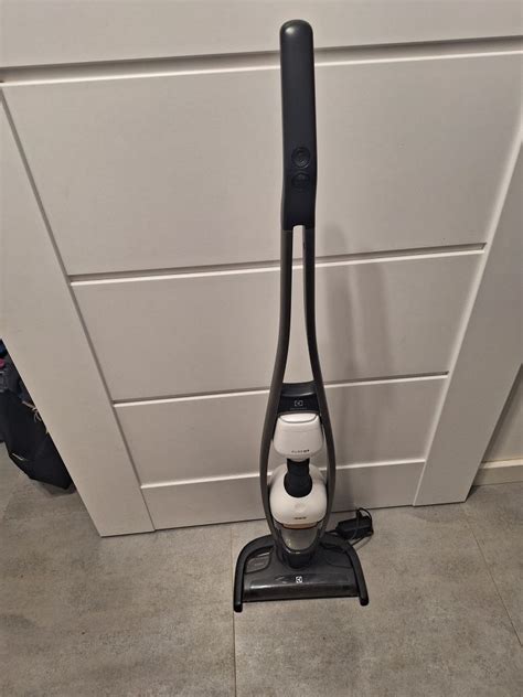 Odkurzacz Bezprzewodowy Pionowy Electrolux Pure Q S Awno Olx Pl