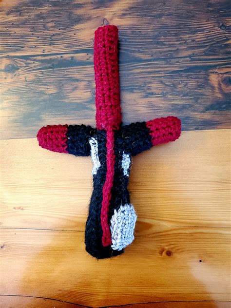 Ravelry Kylo Ren S Lightsaber Pattern By Gillian Nestor