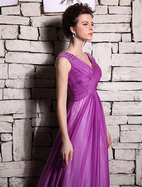 Magenta Evening Dress Elegant Shot Silk Prom Dress V Neck Beading A