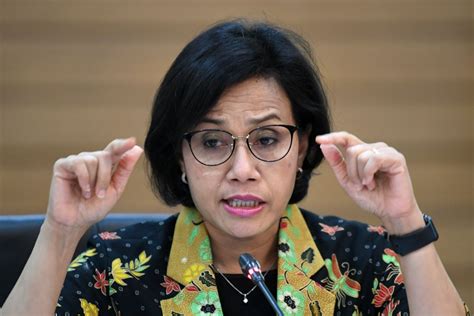 Sri Mulyani Meraih Infobank Top Most Outstanding Woman