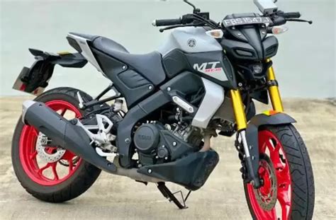 New Yamaha Mt 15 Features अपने दमदार फीचर्स के साथ देखे फोटो और कीमत