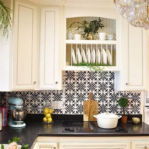 Would You Paint Your Kitchen Backsplash Fabiola Tile Stencil