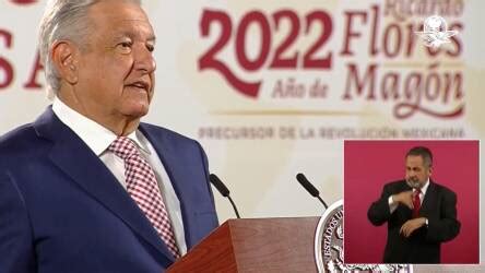 Plantea AMLO eliminar presentación de constancia de situación fiscal